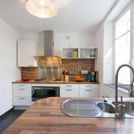 Villa 8 Chambres - 200 Metres Croisette 펜션 *